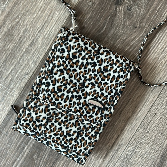 Travelon crossbody - Picture 3 of 11